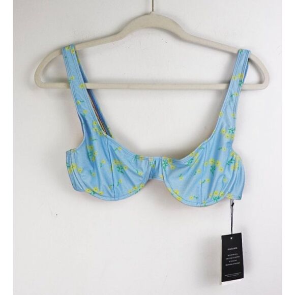 NWT Faithfull the Brand Floral Noma Bikini Top Size M - Picture 5 of 7